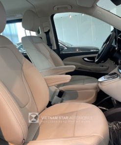Mercedes V250 Luxury | Giá Xe MPV 7 Chỗ 2025