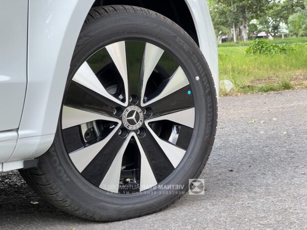 Mercedes V250 Luxury | Giá Xe MPV 7 Chỗ 2025