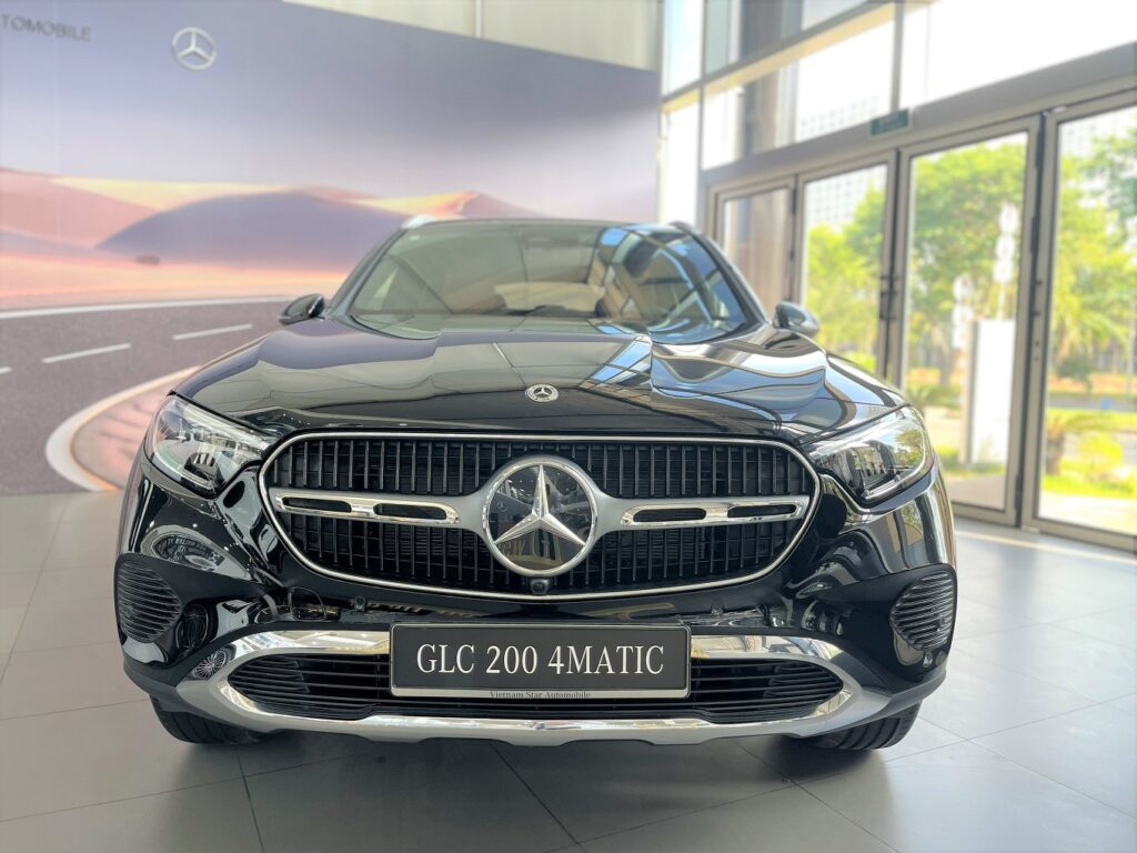 Mercedes GLC 200 Màu Đen