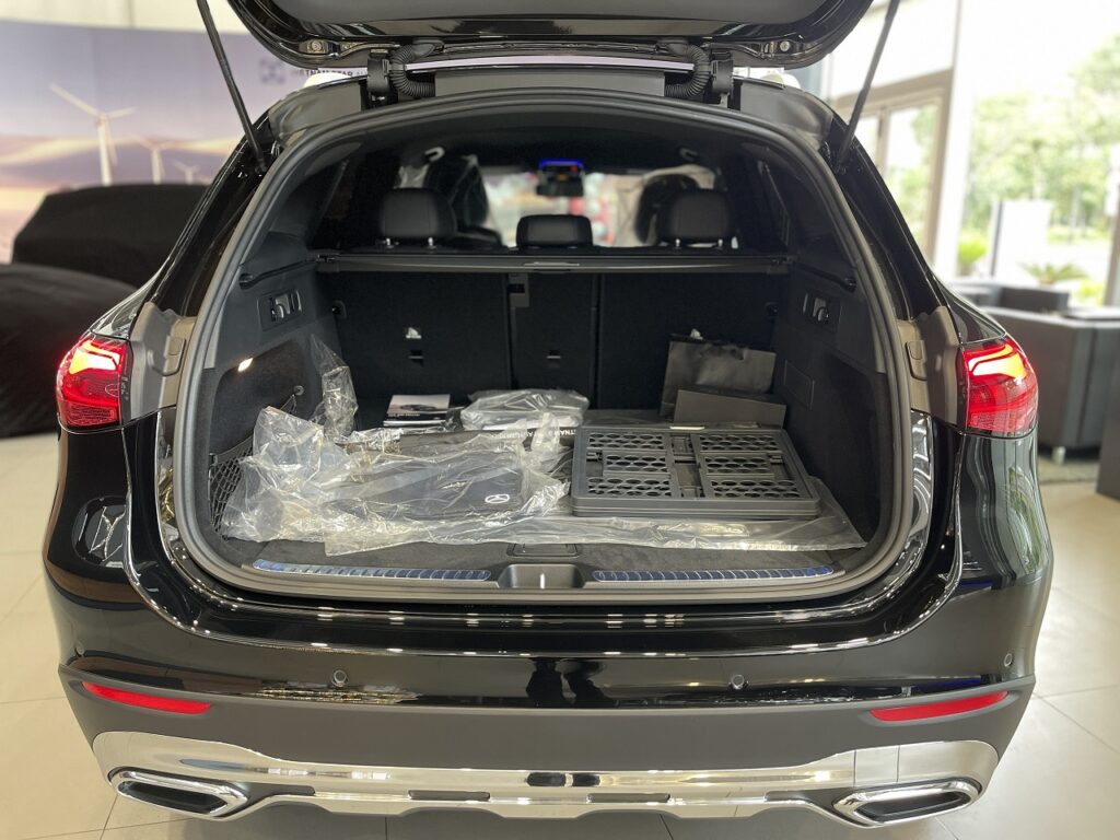 Mercedes GLC 200 4Matic giá bao nhiêu