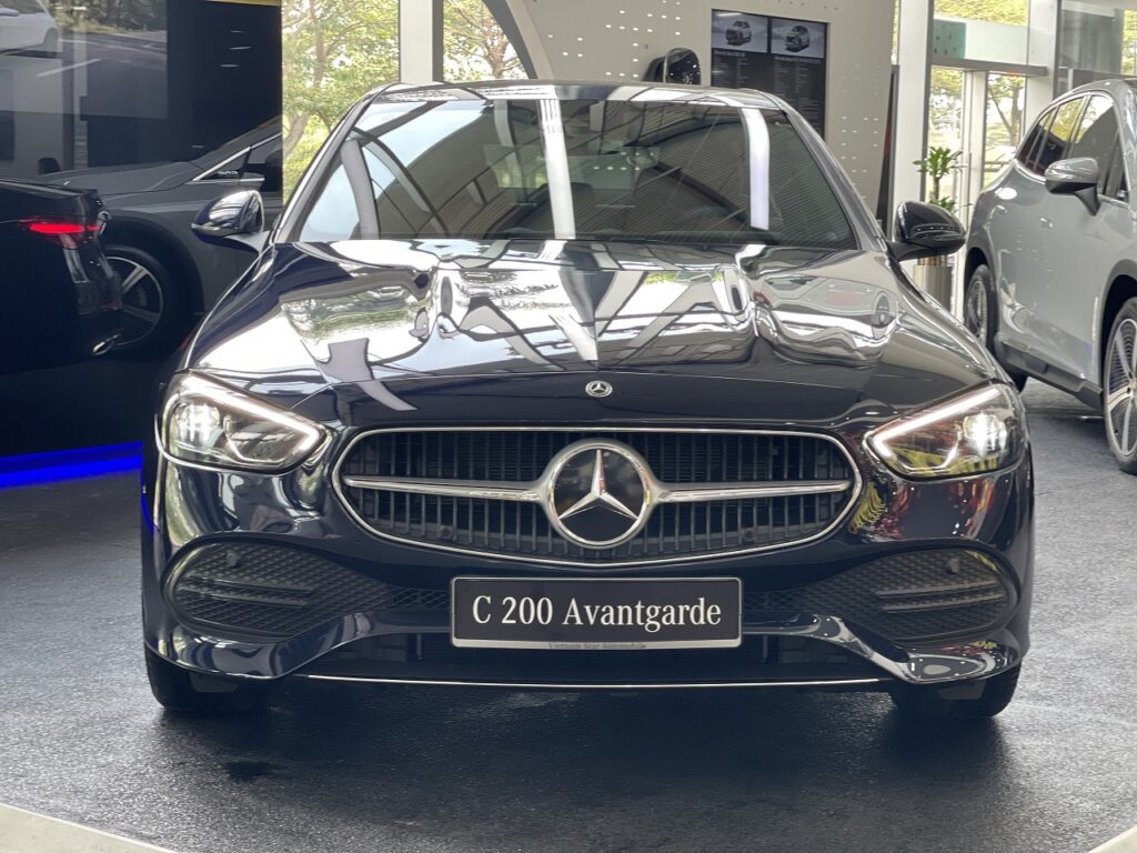 Mercedes C200 Avantgarde Plus Màu Xanh Giao Ngay