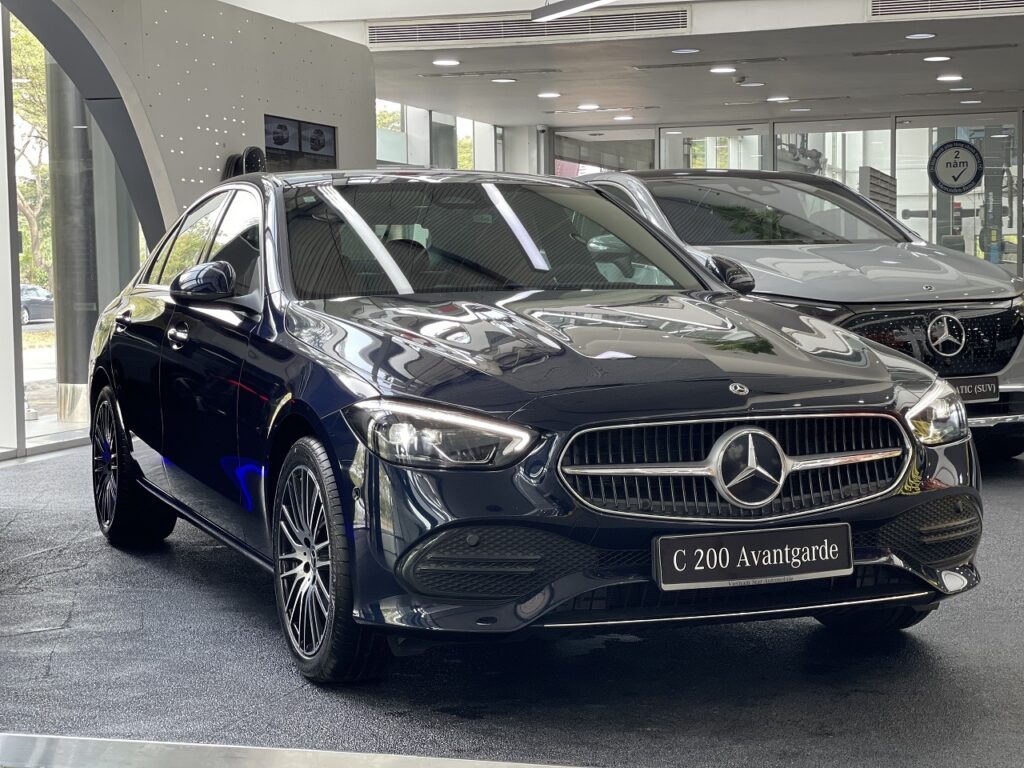 Mercedes C200 Avantgarde Plus Màu Xanh Giao Ngay