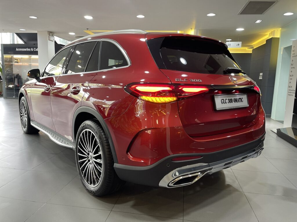 Mercedes GLC 300 4Matic 2024 Màu Đỏ Giao Ngay