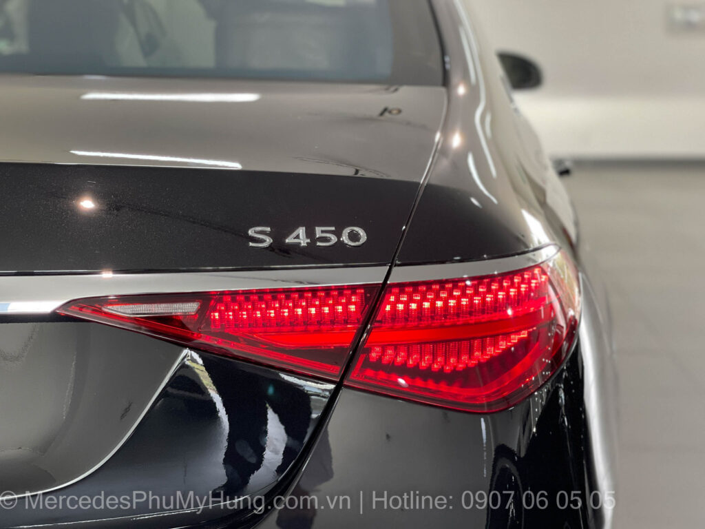 Đuôi xe Mercedes-Maybach S450 4Matic 2024