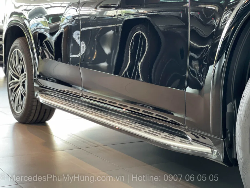 Giá xe điện Mercedes EQS 500 4Matic Màu Đen