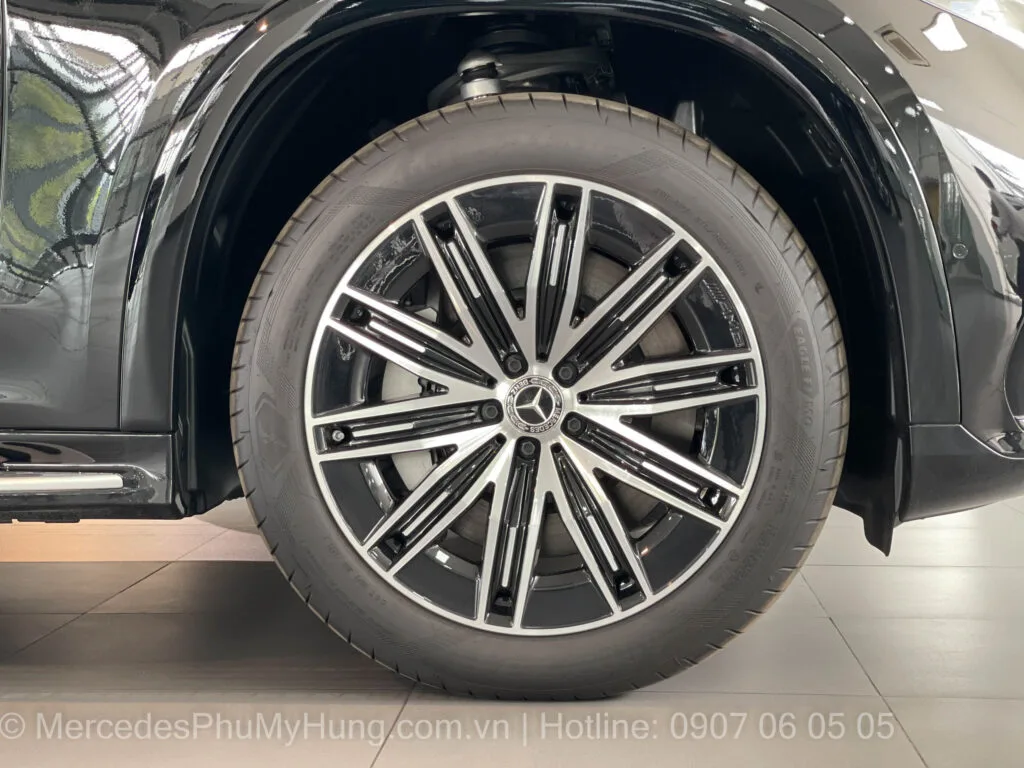 Giá xe điện Mercedes EQS 500 4Matic Màu Đen