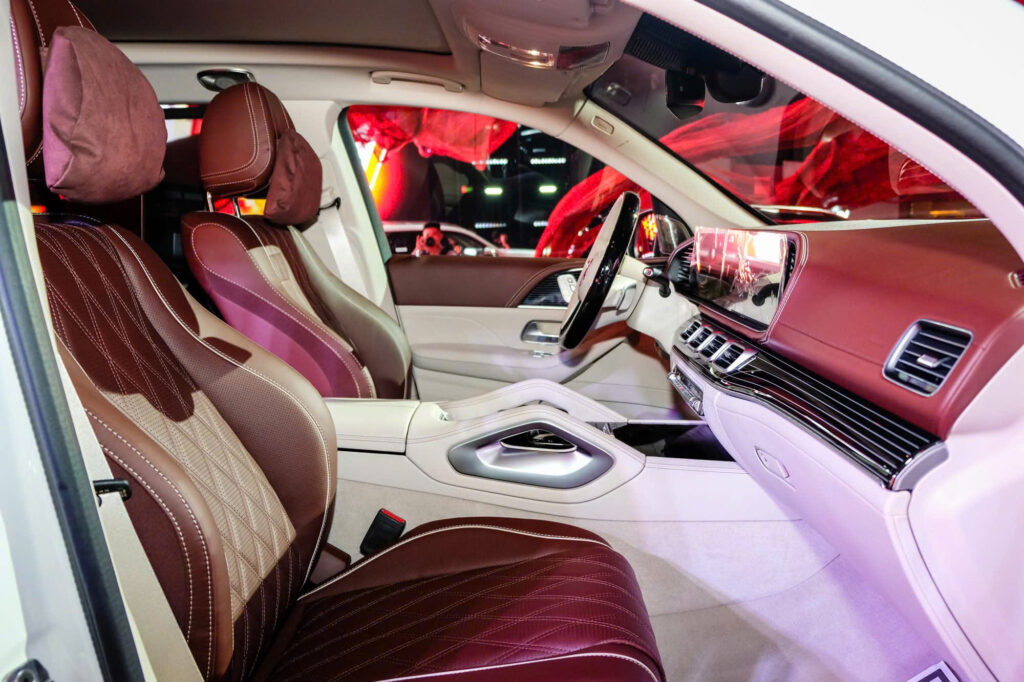 Mercedes-Maybach GLS 600 Giá Lăn Bánh Và Khuyến Mãi 2025 Maybach GLS 600 Giá Lăn Bánh 2025