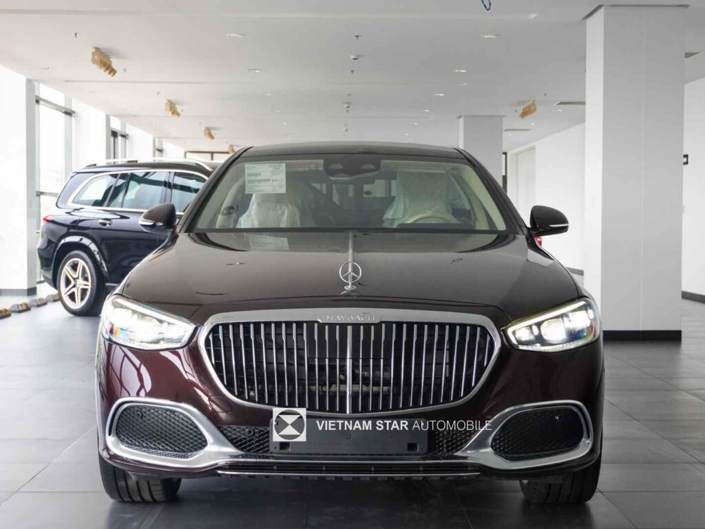 Maybach S450 màu Đỏ Ruby