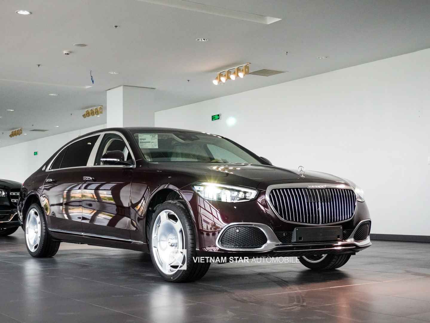 Ruby Design Merced Lưu Trữ Màu Xe Maybach S450 Mercedes-Benz Phú Mỹ Hưng