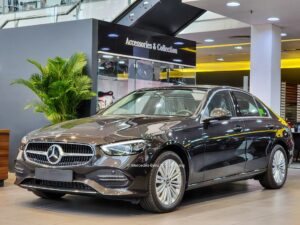 Giá xe Mercedes C200 Màu Xám