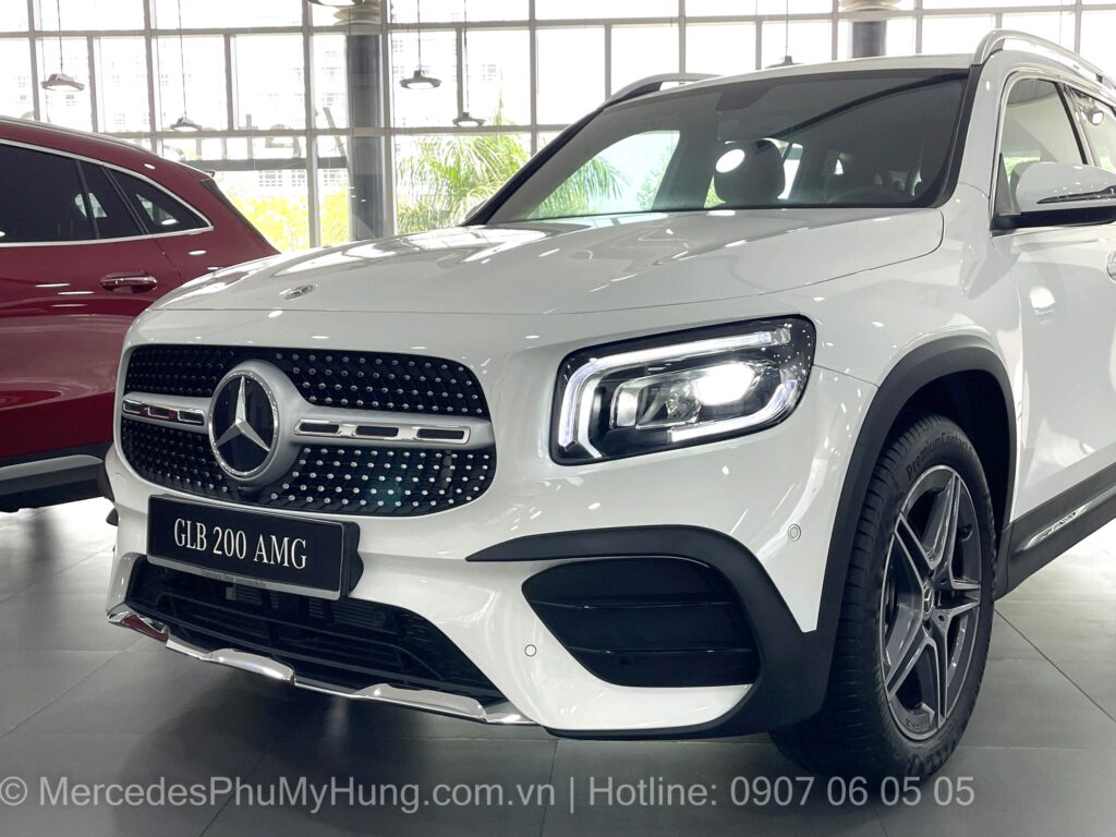 Mercedes GLB 200 AMG Mau Trang 4