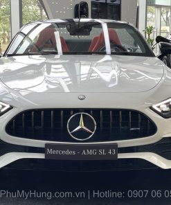 Alternative view of Mercedes-AMG SL 43