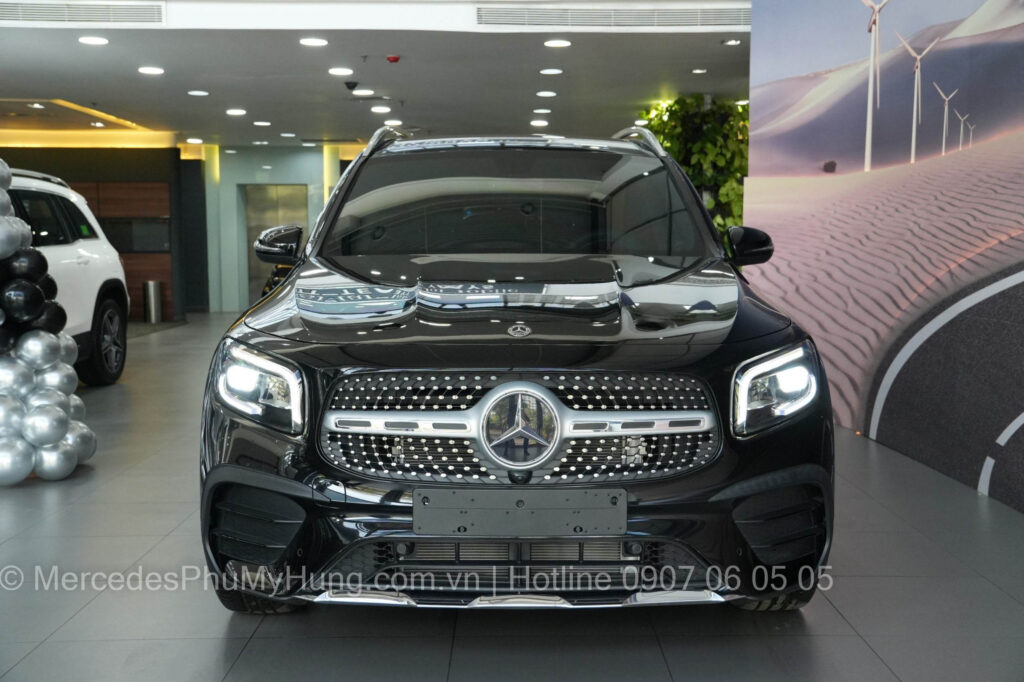 Xe Mercedes 7 Chỗ Mec GLB 200 Màu Đen