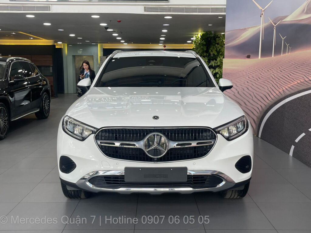 GLC200 giá lăn bánh Mercedes Quận 7