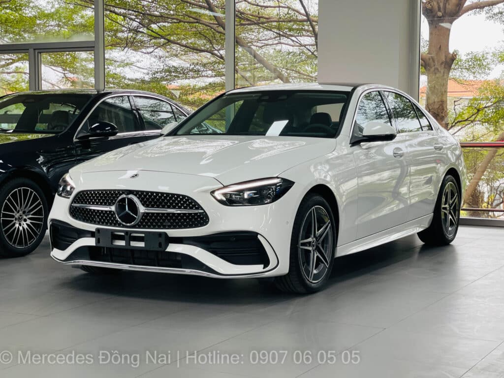 Mercedes C300 AMG Giá Lăn Bánh tại Mercedes Đồng Nai