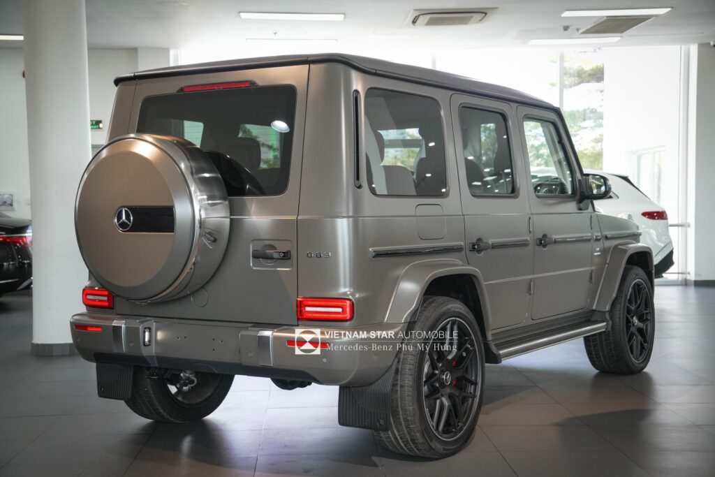 Mercedes G63 Màu Dark Olive Magno