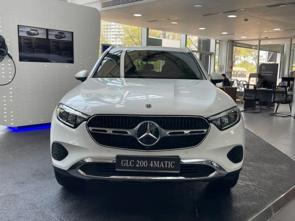 Mercedes GLC 200 4Matic Màu Trắng Giá Lăn Bánh Biên Hòa Mercedes GLC 200 4Matic Màu Trắng Giá Lăn Bánh Biên Hòa