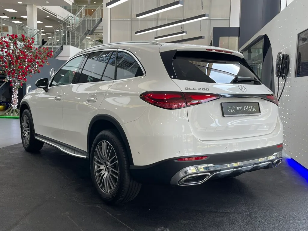 Mercedes GLC 200 4Matic Màu Trắng Giá Lăn Bánh Biên Hòa Mercedes GLC 200 4Matic Màu Trắng Giá Lăn Bánh Biên Hòa