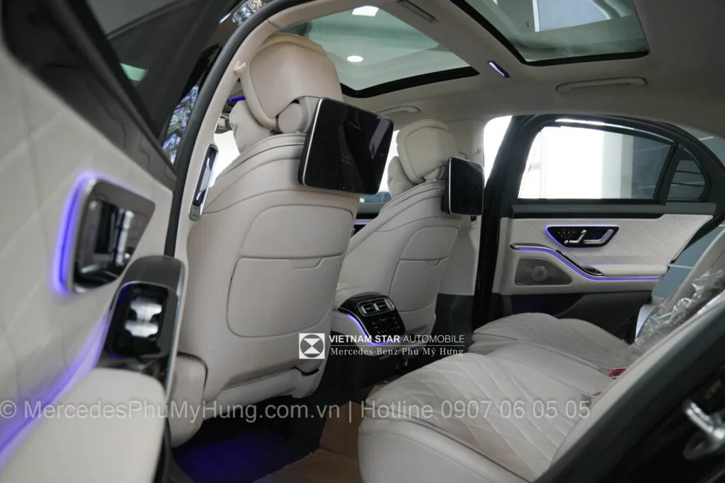 Mercedes S450 Màu Đen Nội Thất Kem | Duy Nhất Giao Ngay Mercedes S450 Màu Đen
