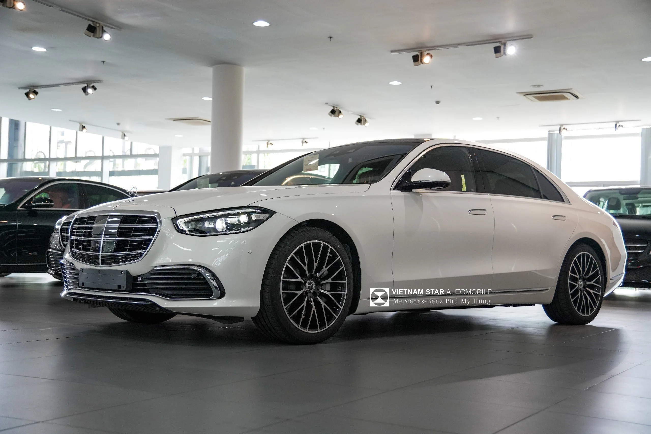 Mercedes S450 Luxury Màu Trắng