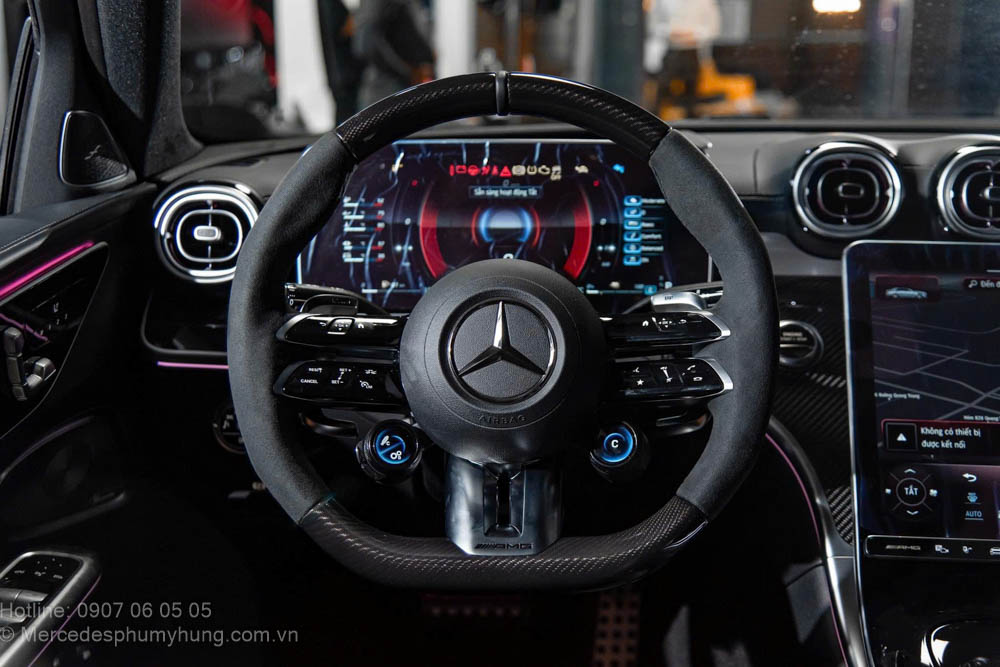 Vô Lăng Mercedes-AMG C63 Màu Bạc