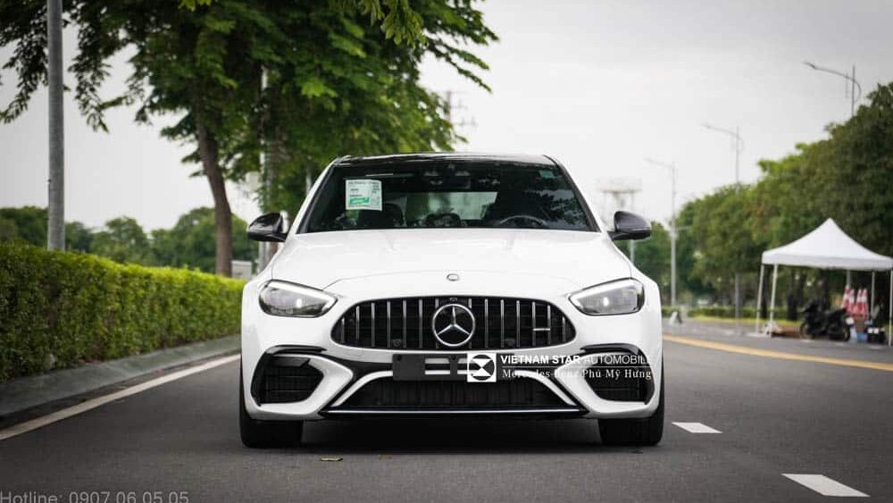 Mercedes C63 AMG