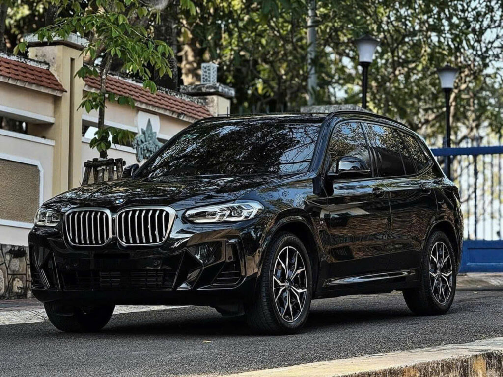 So sánh BMW X3 2024 và GLC 300 4Matic