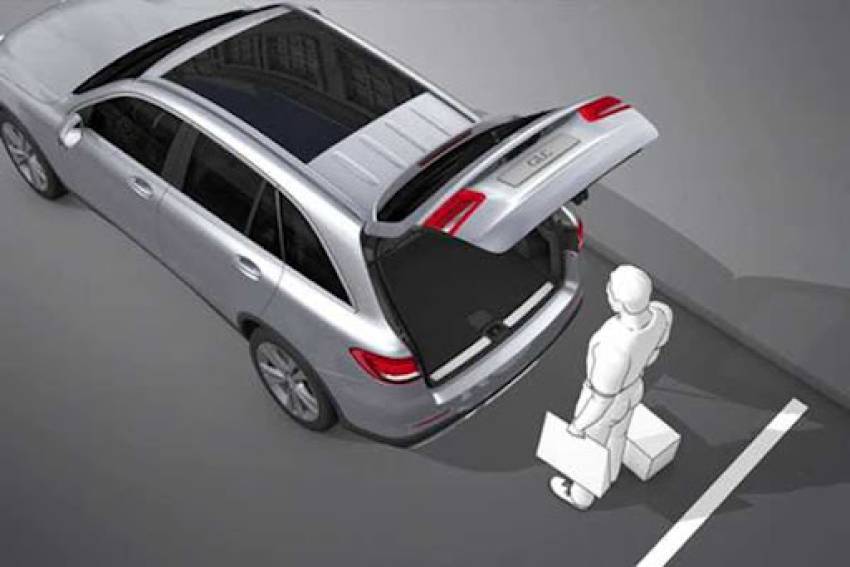 3 Cách Mở Cốp Xe Mercedes Tiện Lợi, Nhanh Chóng Cốp xe Mescedes cũng có thể mở thủ công