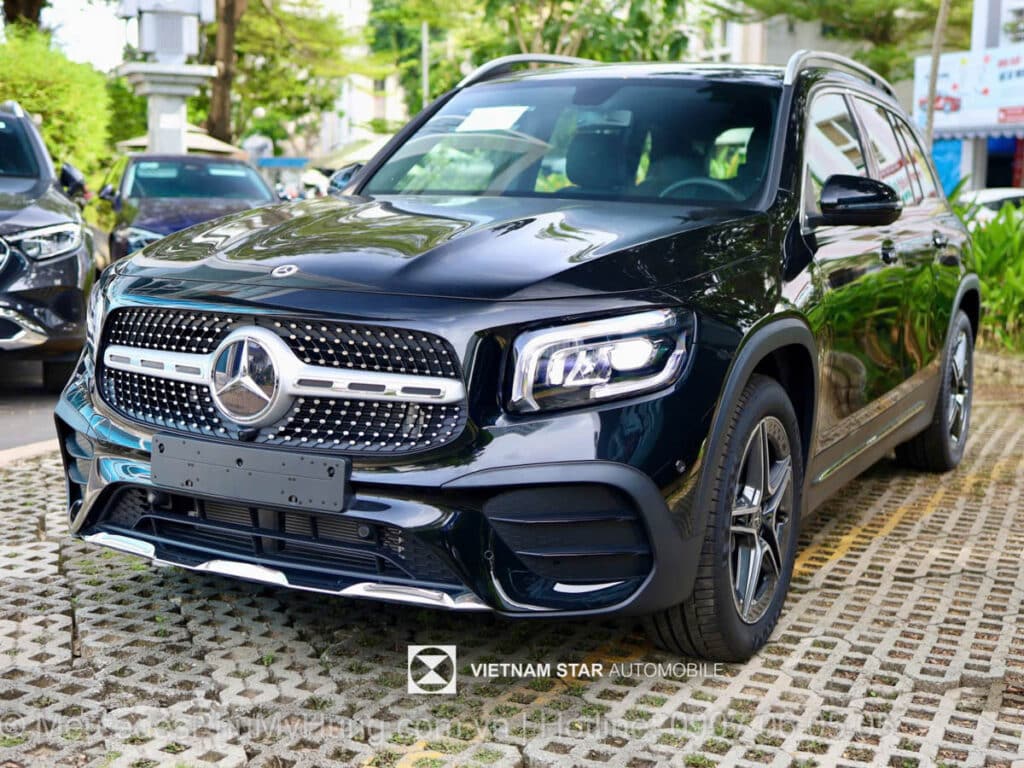 Mercedes GLB 200 - 7 Chỗ Màu Đen