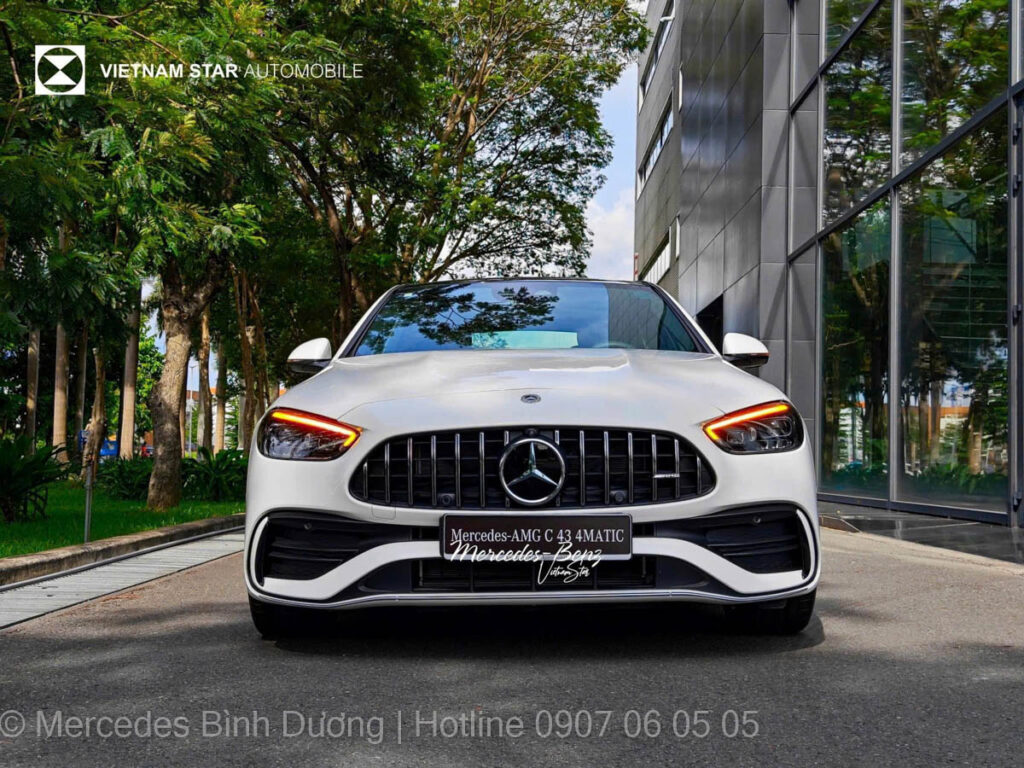 Mercedes-AMG C43 4Matic tại Mercedes Bình Dương