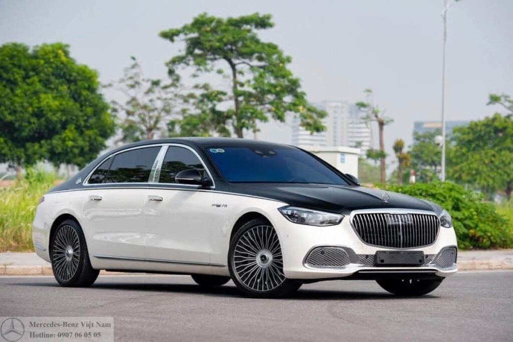 Mercedes-Maybach S680 4Matic - 2 Màu Trắng Đen