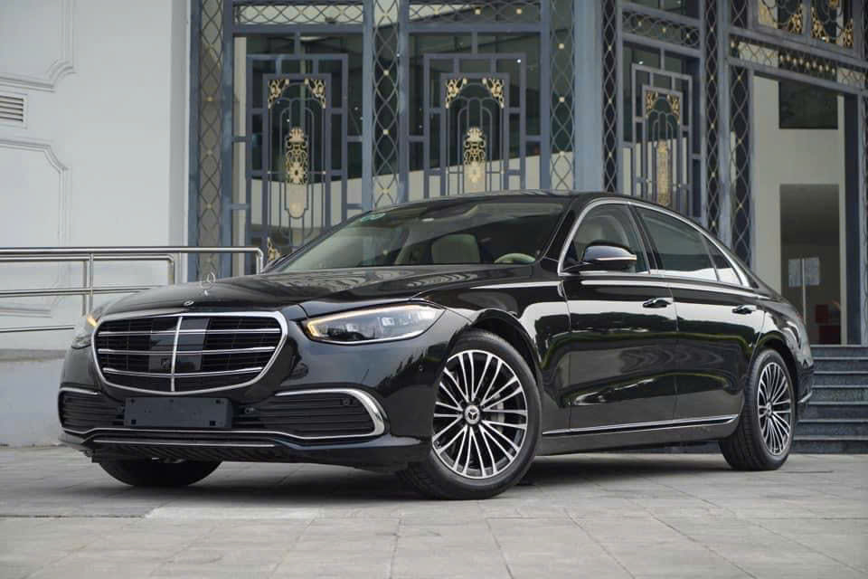 Mercedes S450 lăn bánh tại Mercedes Quận 2