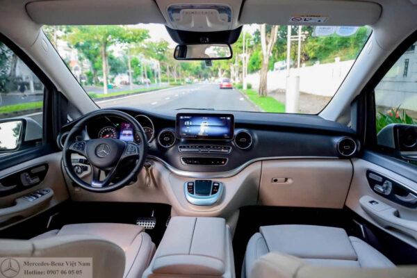 Mercedes V250 AMG | Màu Trắng Nội Thất Kem