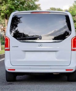 Mercedes V250 AMG | Màu Trắng Kết Hợp Với Đèn LED Cá Tính