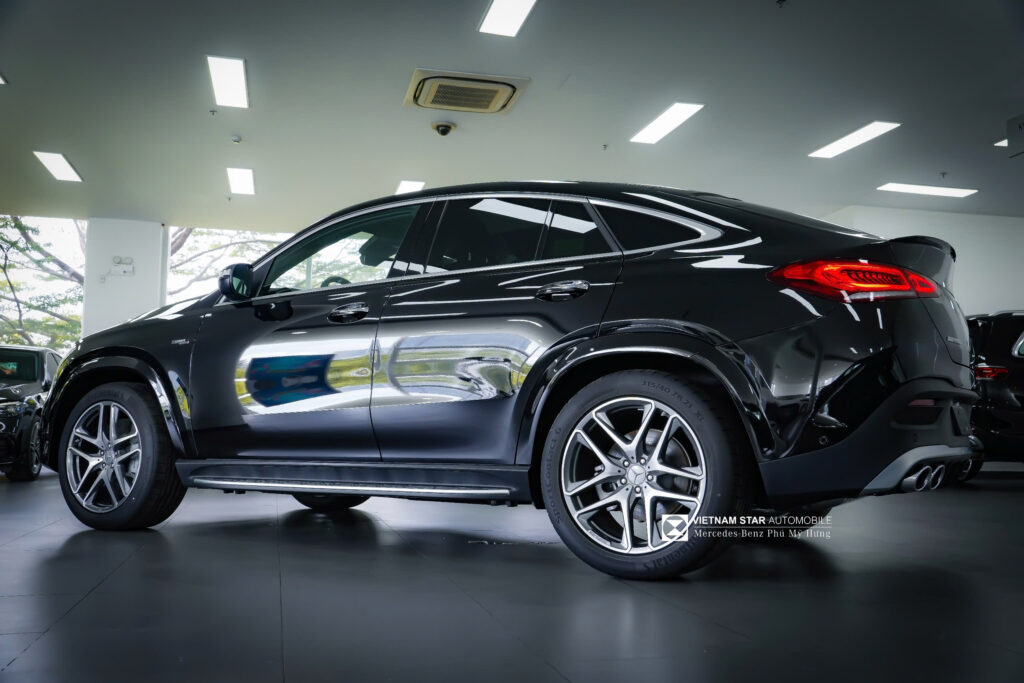 So Sánh An Toàn Audi Q8 và Mercedes GLE 53 Coupe