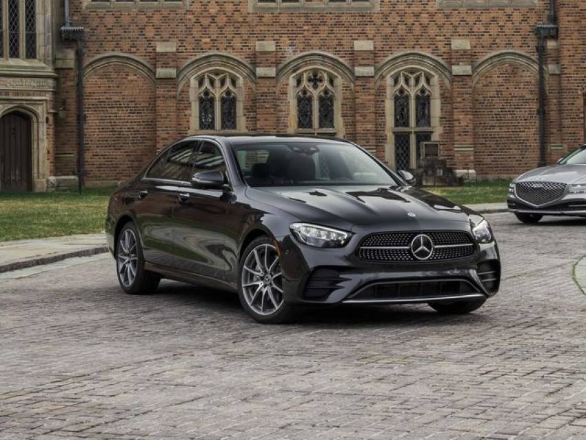Đánh Giá Mercedes GL550: Sự Sang Trọng và Hiệu Suất Đỉnh Cao Đánh giá chi tiết về Mercedes GL550