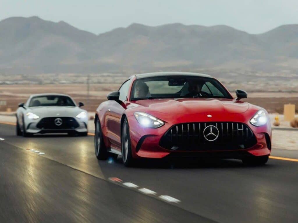 Gia Xe Mercedes AMG 5 cho