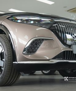 Hệ thống đèn pha Digital Light thông minh trên Mercedes-Maybach EQS 680 SUV