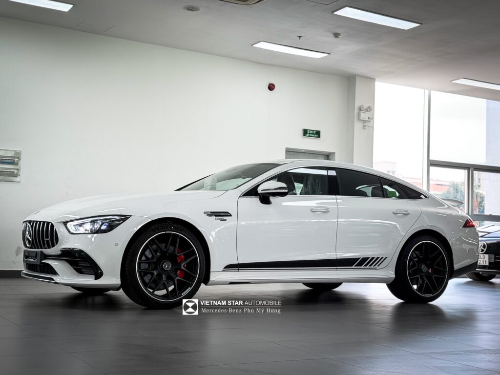 Mercedes 5 Tỷ | Lựa Chọn Mercedes Sang Trọng và Đẳng Cấp Mercedes 5 Tỷ Coupe 4 Chỗ GT 53 4Matic