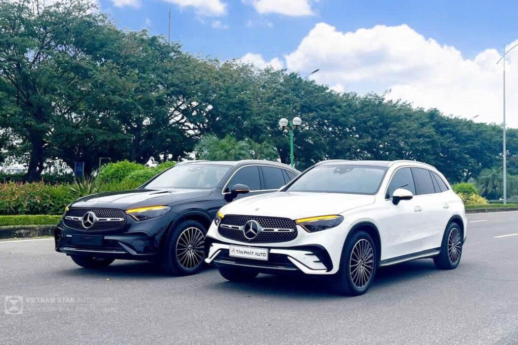 Mercedes GLC Lăn Bánh Phú Nhuận