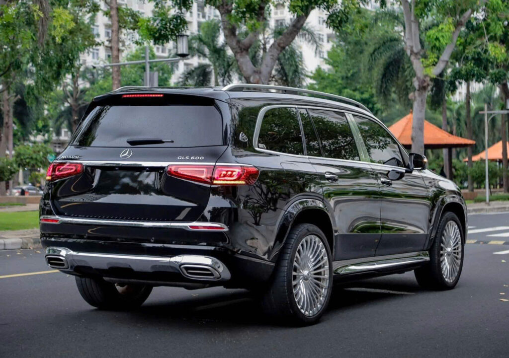 Mercedes Maybach SUV GLS 600 2