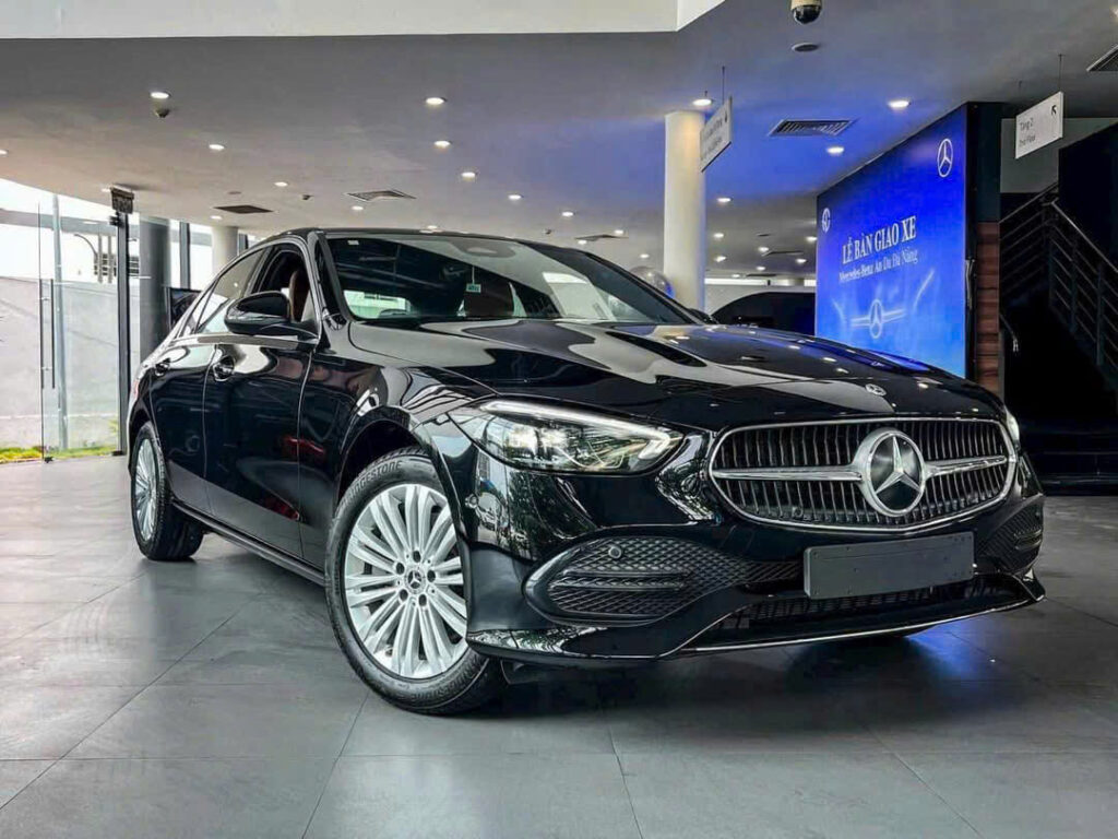 Mercedes C200 Quận Bình Thạnh | Sang Trọng 5 Chỗ Giá 1,5 tỷ Mercedes C200 Quan Binh Thanh 6