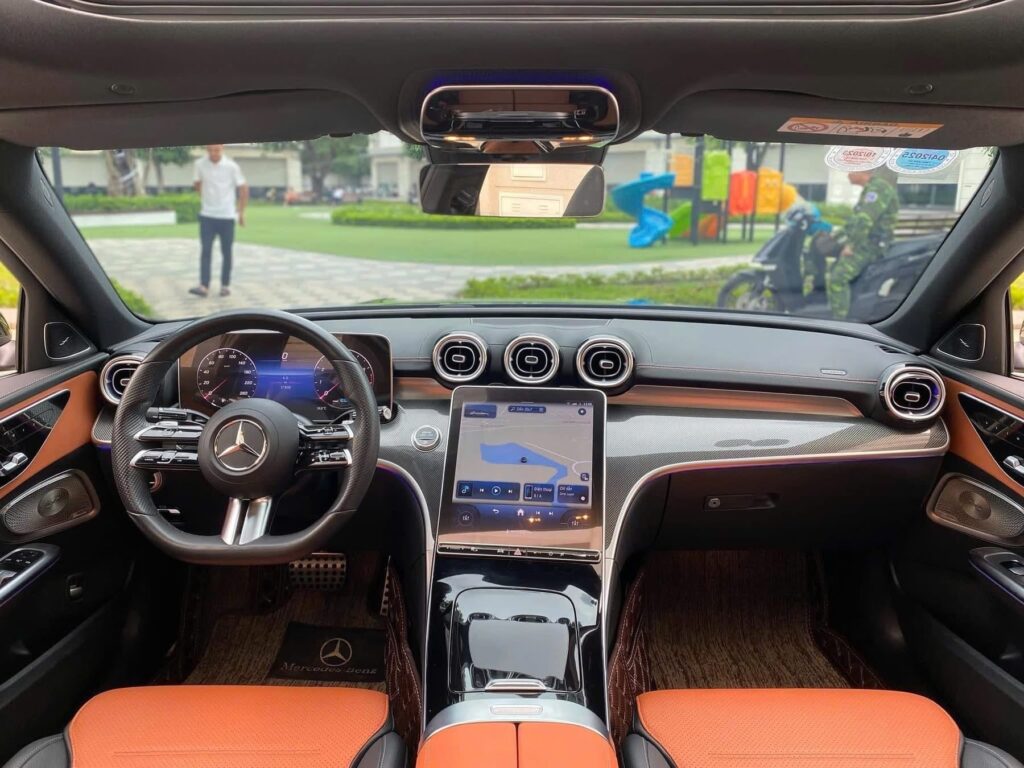 Mercedes C300 tại Bà Rịa Vũng Tàu Đẳng Cấp Trong Tầm Tay Mercedes C300 Tai Ba Ria Vung Tau 5