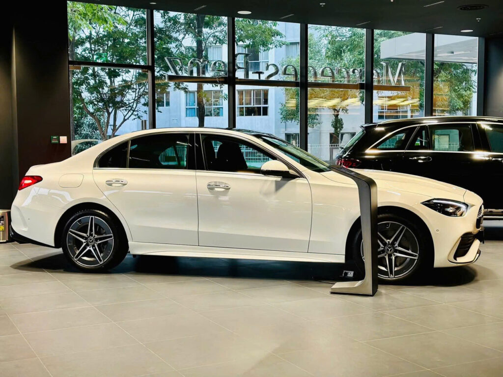 Mercedes C300 Tai Tan Phu 2