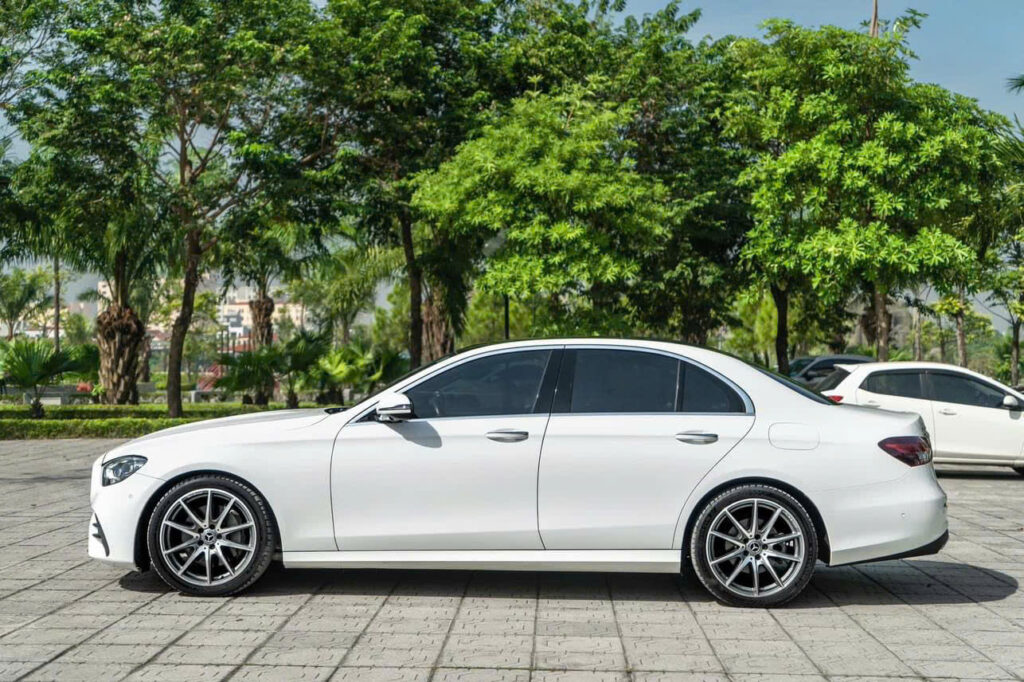 Mercedes E300 AMG Tai Thu Duc 4