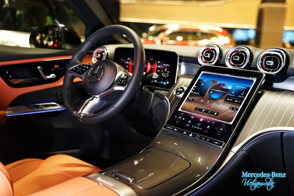 Mercedes GLC 200 Tại Bình Thạnh – SUV 5 Chỗ Ngồi Linh Hoạt Mercedes GLC 200 Tai Binh Thanh 2