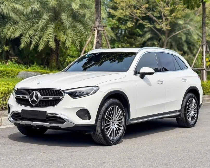 Giá Xe Mercedes GLC Tại Thủ Đức SUV Gầm Cao 5 Chỗ Sang Trọng Mercedes GLC 200 tai Thu Duc 5