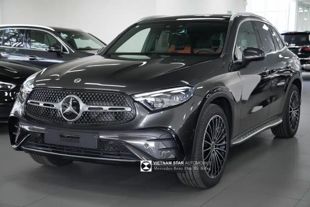 Mercedes GLC 300 Quan 7 4