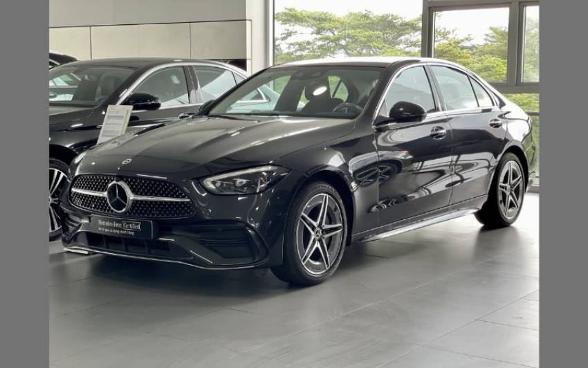 Tại Sao Xe Mercedes Cũ Lại Rẻ? Những Yếu Tố Bạn Cần Biết Mức tiêu hao nhiên liệu cao