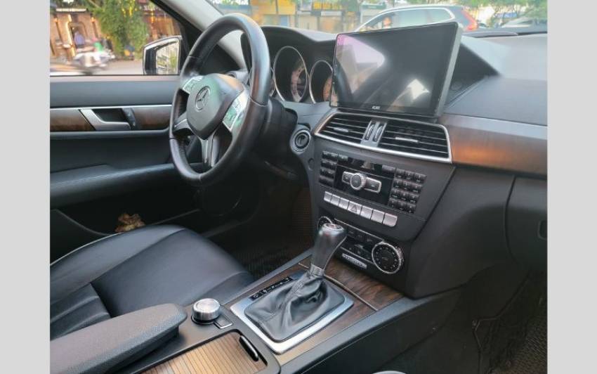 kich thuoc xe Mercedes C250 17